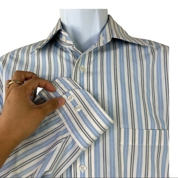 Stafford Men Casual Shirt Buttons Down Striped Blue White Sz 15 1/2 32-33 - Picture 6 of 8